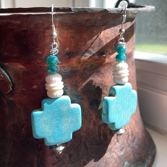 𝅺STERLING Silver Earrings Howlite Boho Cross Hand-Carved Crystals - Picture 2 of 5